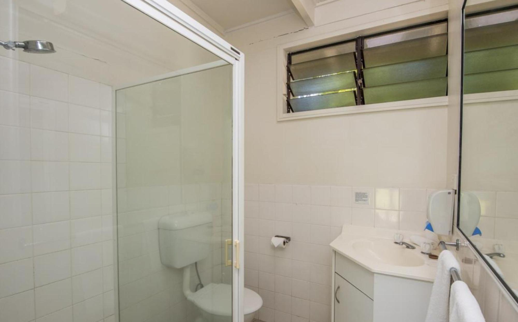 Affordable Island Escape! Queen Studio, Nelly Bay Exterior photo